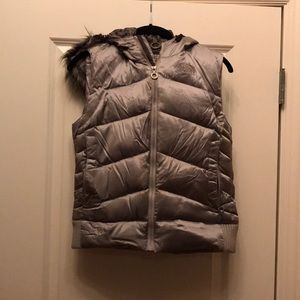 North Face grey 550 hooded vest